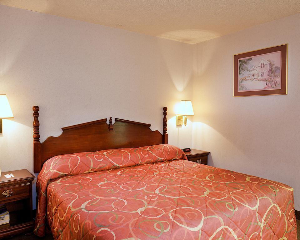 Econo Lodge Southeast Milwaukie/Portland מראה חיצוני תמונה
