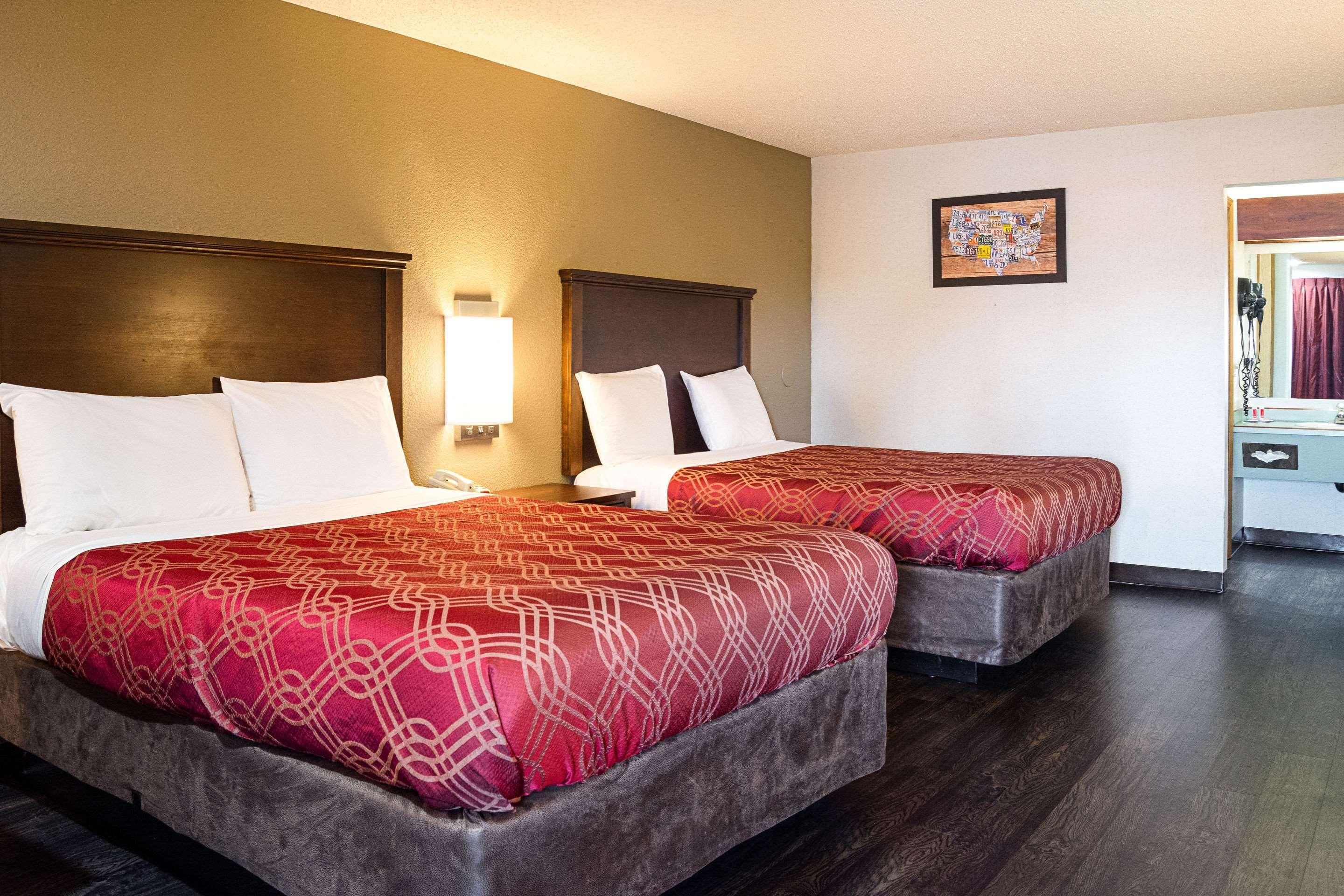 Econo Lodge Southeast Milwaukie/Portland מראה חיצוני תמונה
