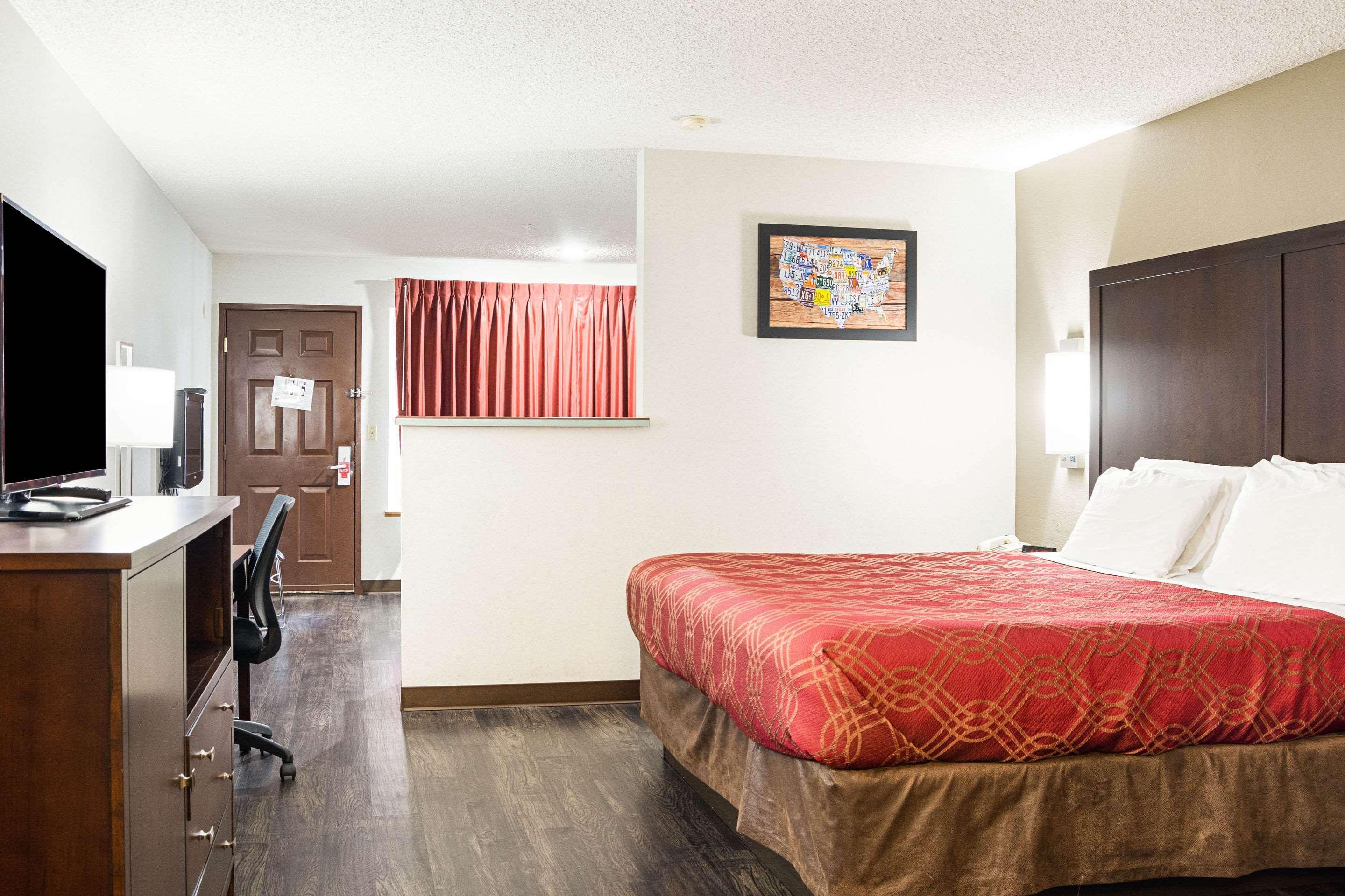 Econo Lodge Southeast Milwaukie/Portland מראה חיצוני תמונה