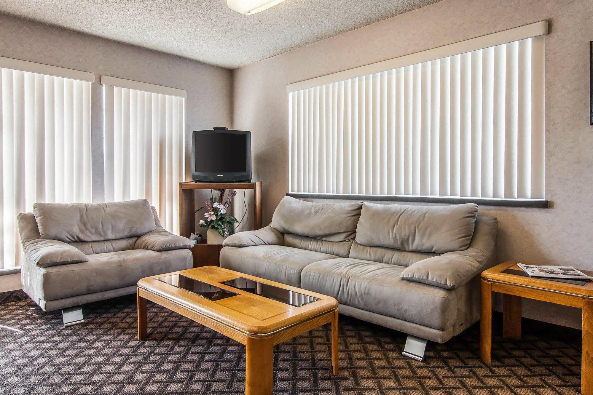 Econo Lodge Southeast Milwaukie/Portland מראה חיצוני תמונה