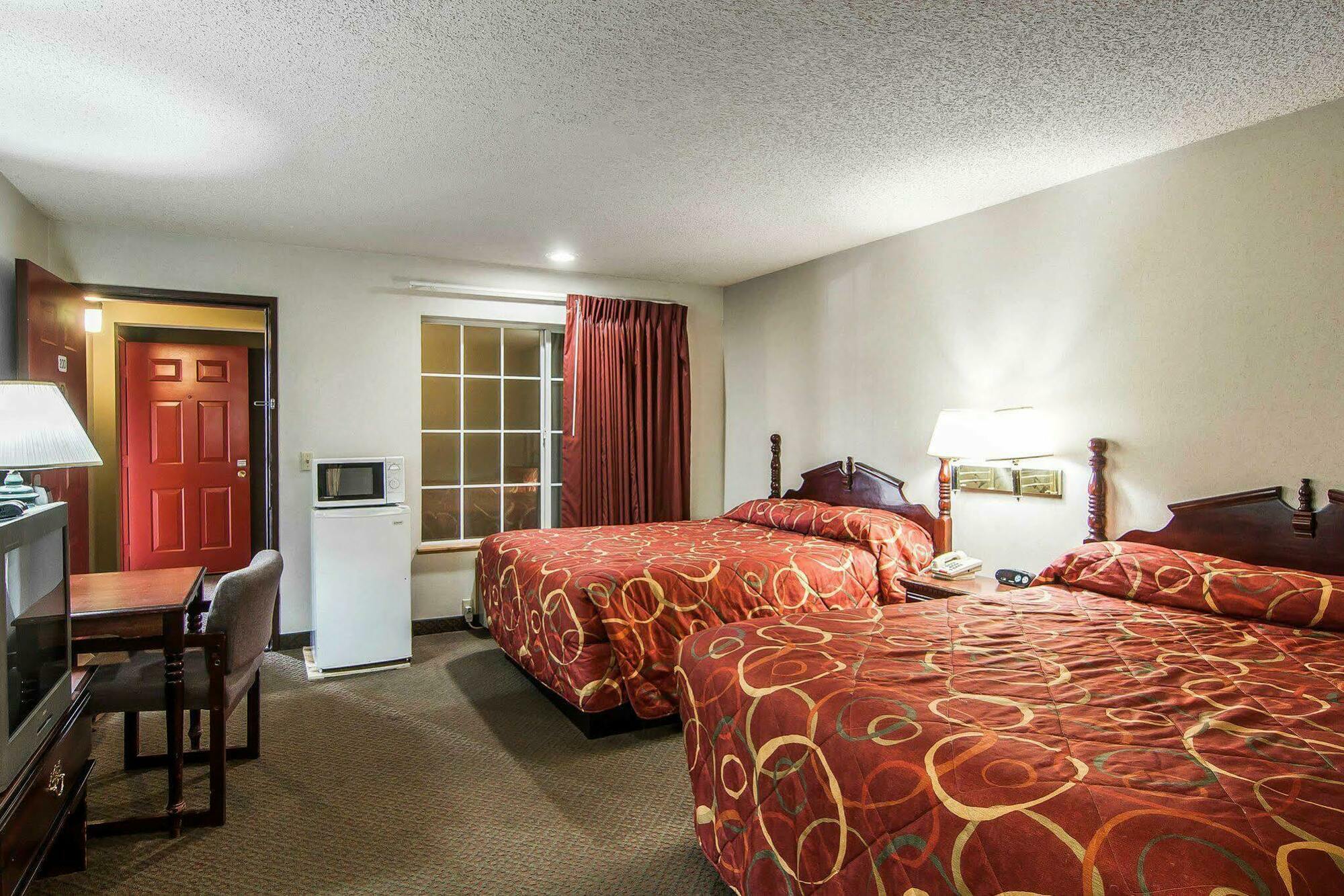 Econo Lodge Southeast Milwaukie/Portland מראה חיצוני תמונה